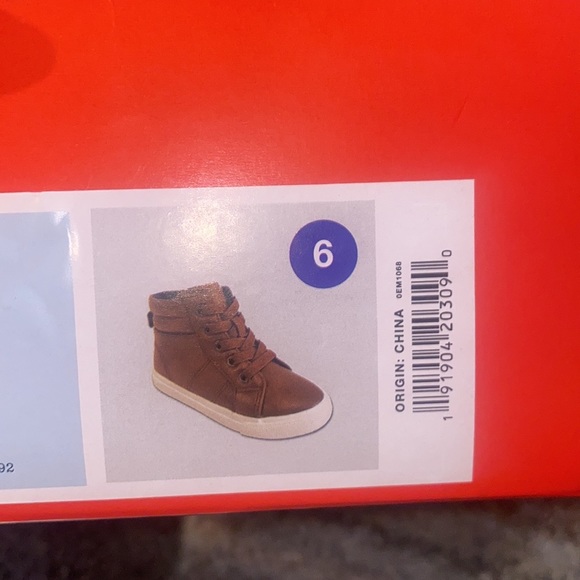 New High Top size 6 - Picture 6 of 6